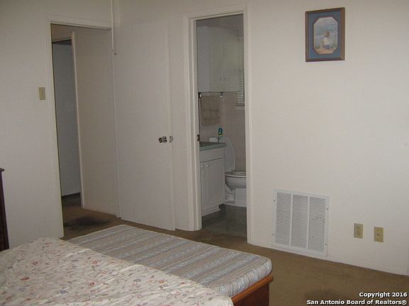 4th image of 5018 Galahad Dr