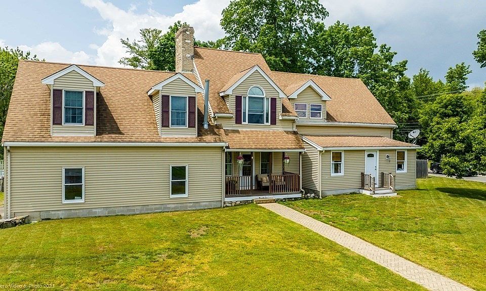 262 Page St, Avon, MA 02322 MLS 73124035 Zillow