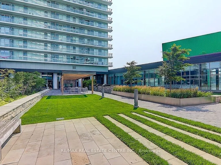 115 McMahon Dr #1701 — Photo 18