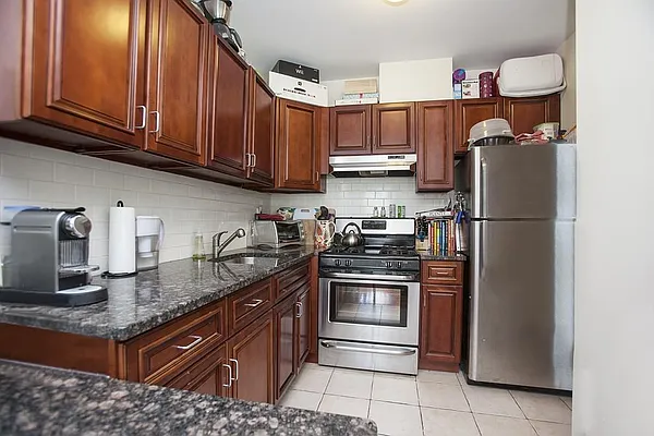 Rented by Space Marketing Shop | media 7