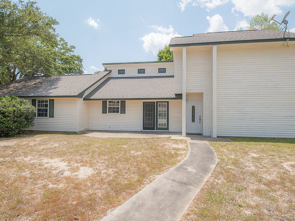 1st image of 297 Venetian Gdns