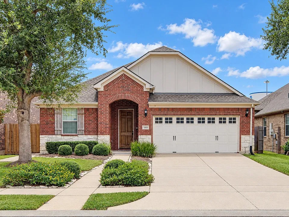 1323 Ralston Branch Way