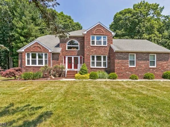 9 Heather Ct, Rockaway Twp., NJ 07801