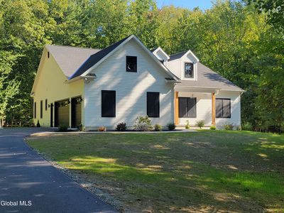 20 Westfall Court, Averill Park, NY, 12018