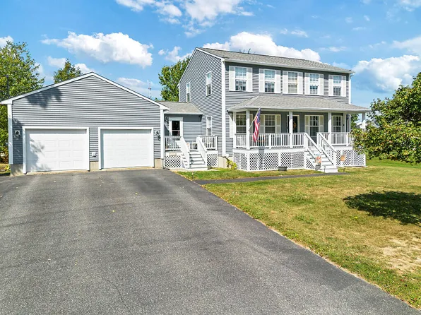 6 Briarwood Drive, Bangor, ME 04401
