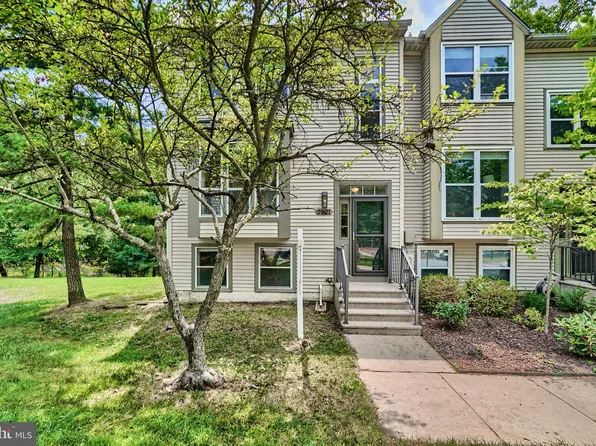 7921 Rustling Bark Ct, Ellicott City, MD 21043
