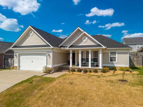 610 Surrey Ln, Benton, AR 72015