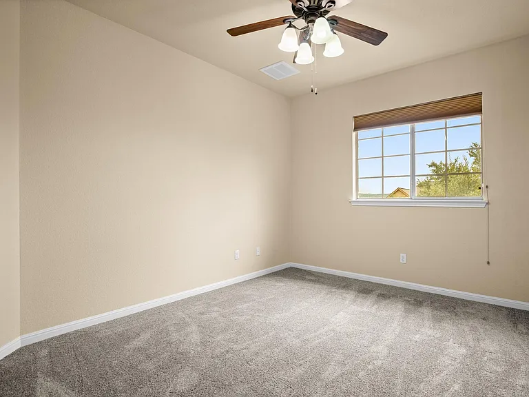 11704 Palisades Pkwy — Photo 33