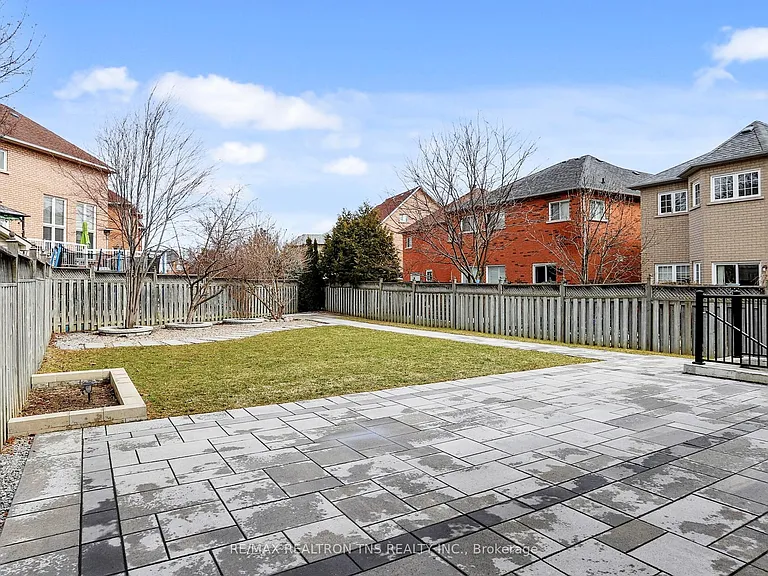 77 Frank Endean Rd — Photo 46