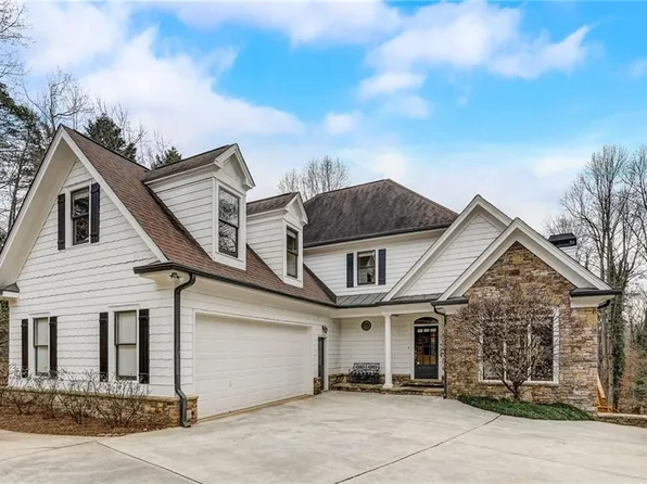 6902 Dee Ln, Murrayville, GA 30564
