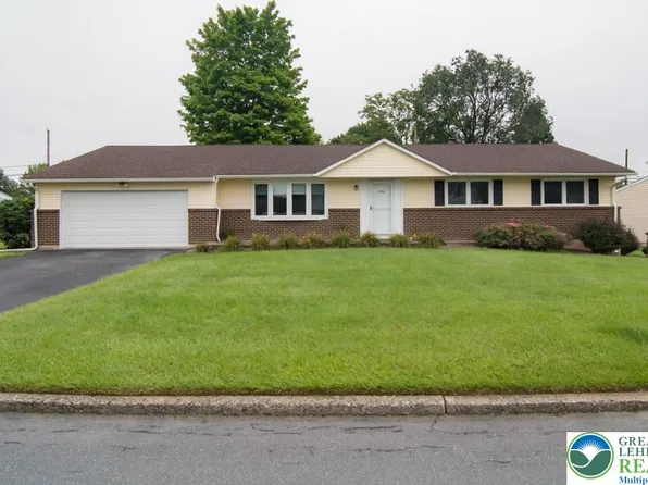 7502 Columbine Rd, Macungie, PA 18062