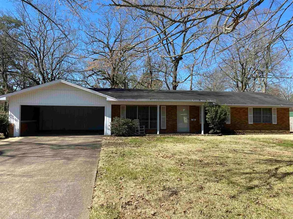 1306 Cypress St, Crossett, AR 71635