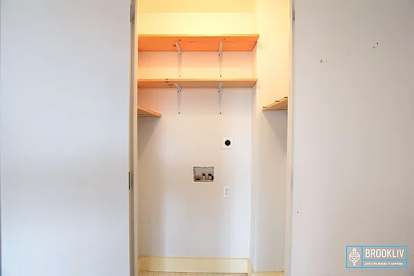 Rented by null | media 28