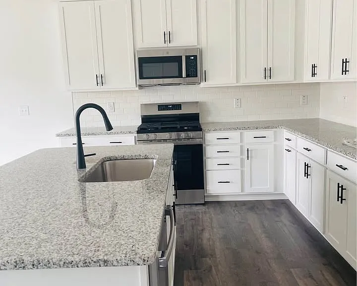 265 Hank Way — Photo 8