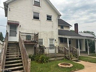 2nd image of 429 Columbia St