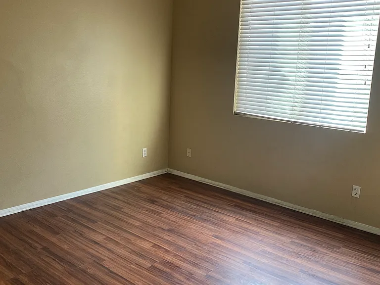 14684 Tilden Ln — Photo 22