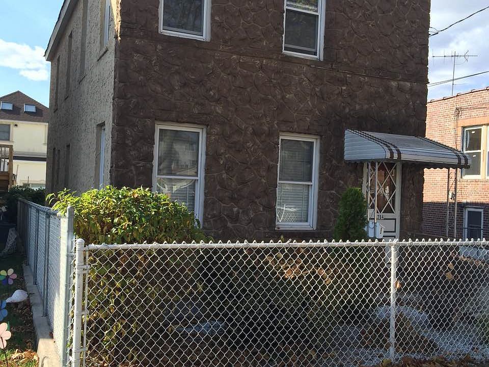1st image of 284 Mallory Ave