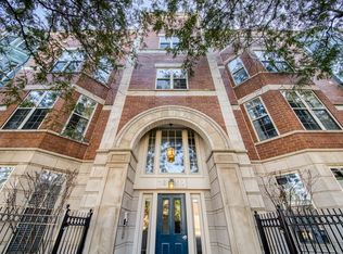 1807 W Addison St APT 2E, Chicago, IL 60613