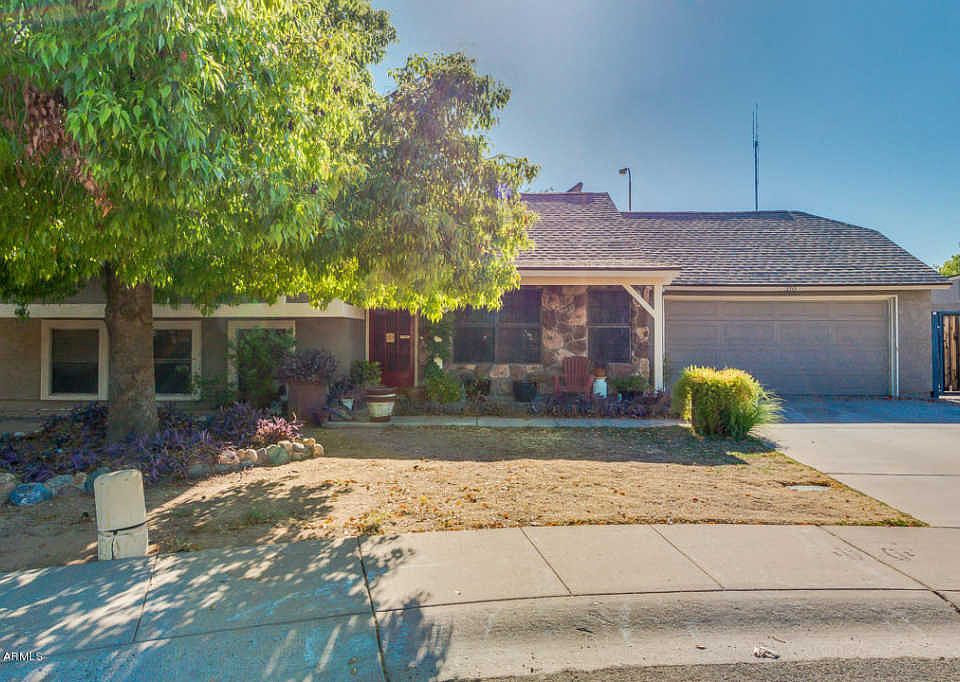 1st image of 310 E Renee Dr
