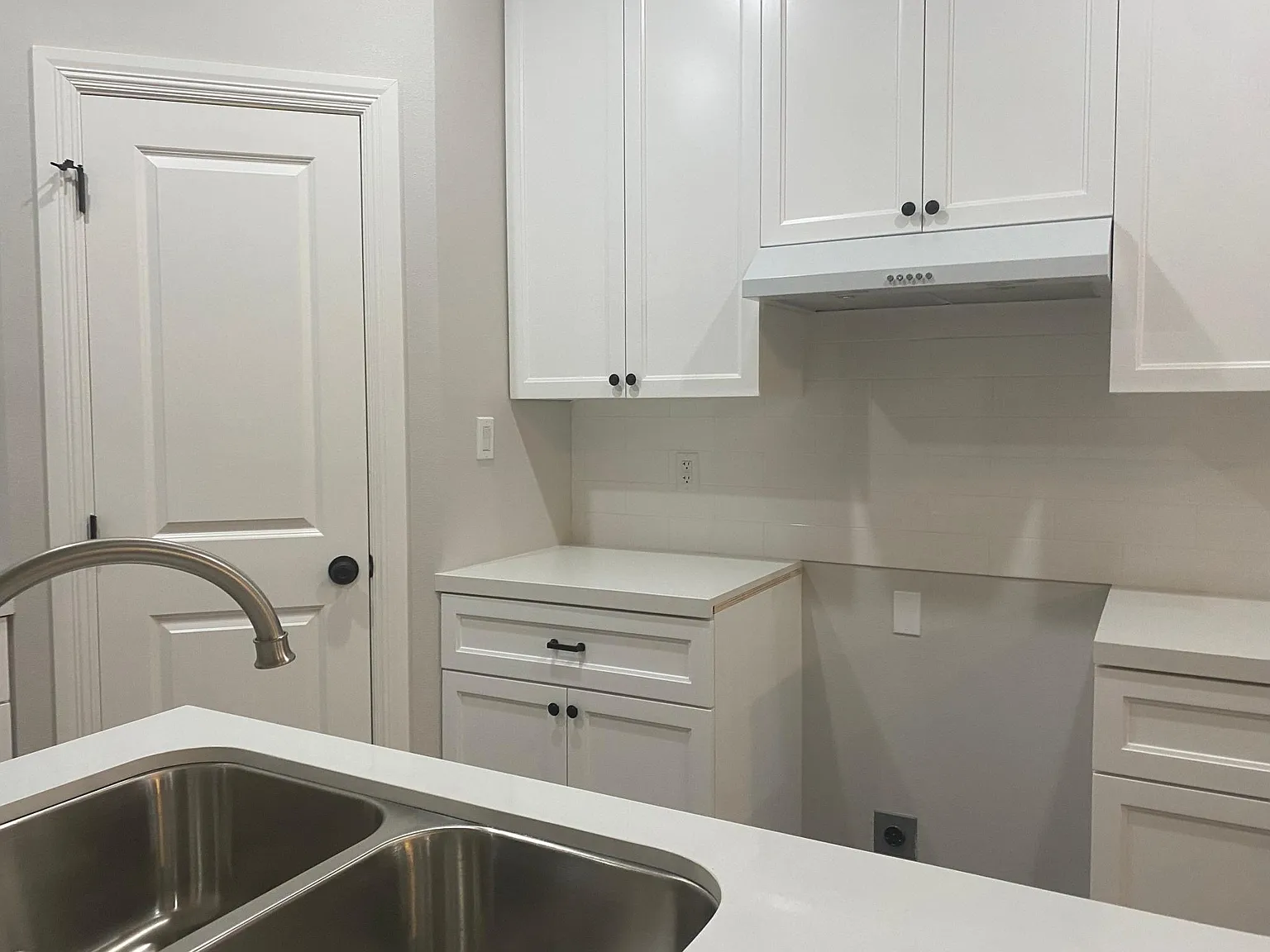 245 W Monroe St — Photo 3