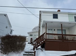 1025 1st St, Windber, PA 15963
