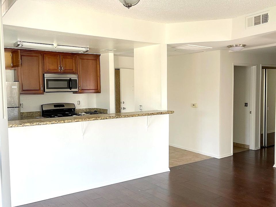 1st image of 1735 Peyton Ave #3071