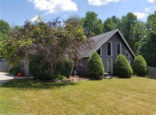 1348 Hotel Rd, Auburn, ME 04210