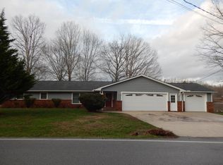 265 Saint George Dr, Crossville, TN 38558