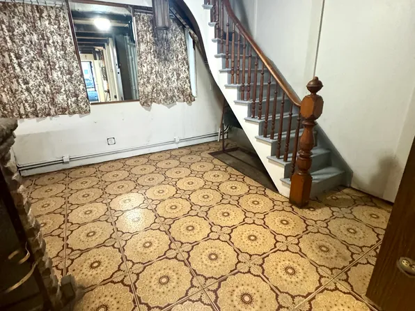 91 Bleecker Street image 8 of 12