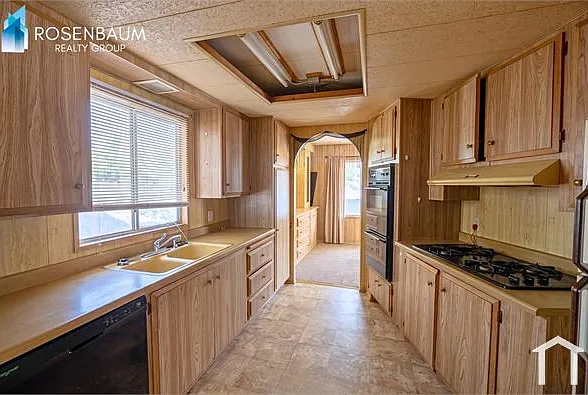 2 bed, 1440 sqft, $1,399 — Photo 2