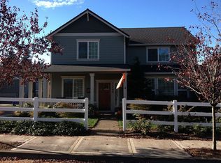 11744 Hazelnut Ave, Oregon City, OR 97045