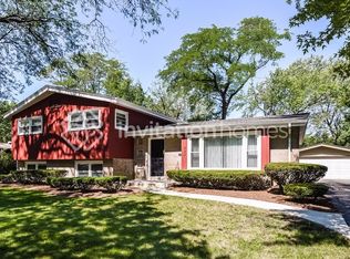 932 Braemar Rd, Flossmoor, IL 60422