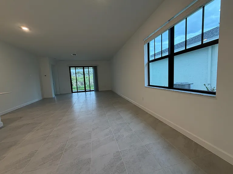 10755 NW Wilgrove Ln — Photo 9