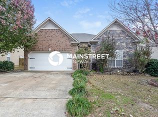 2028 Kerry Cir, Calera, AL 35040