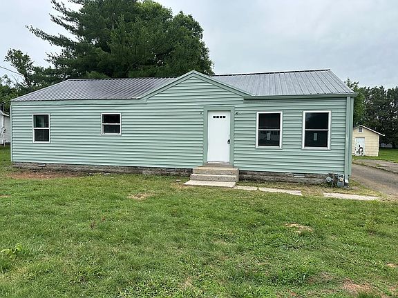 2nd image of 112 Eastland Ave