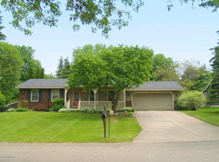 2508 Greenings Ave NE, Grand Rapids, MI