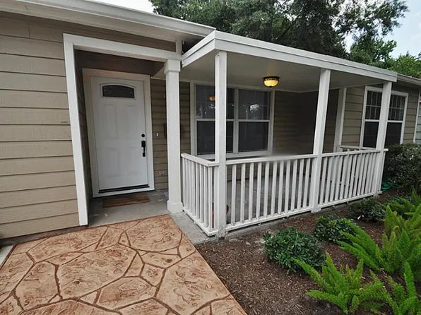 1810 Cheshire Ln, Houston, TX 77018