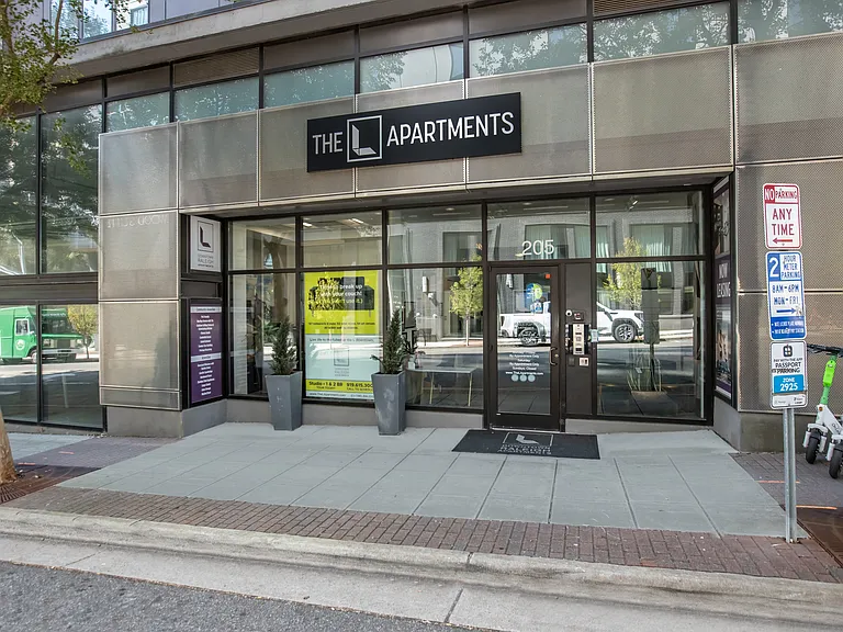 The L Apartments — Photo 6