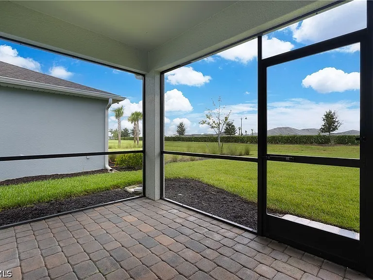 42428 Cascade Dr — Photo 21