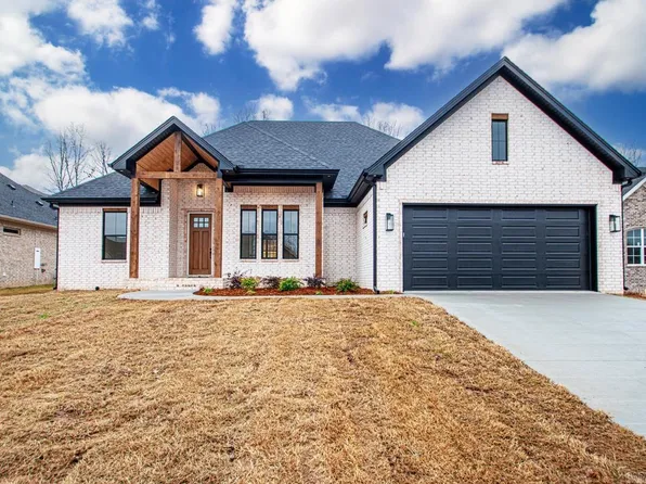 557 Valley Oak Dr, Sherwood, AR 72120