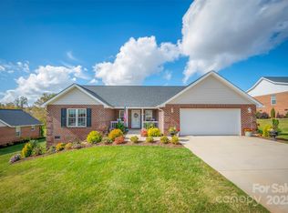 128 Augusta Dr, Spindale, NC 28160