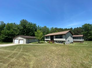 N1802 Dahl Rd, Marinette, WI 54143