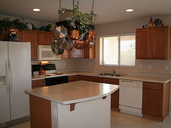 Island kitchen