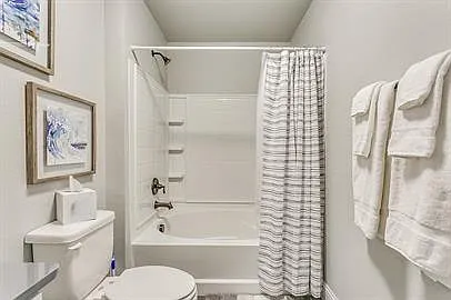 3816 Sheraton Rd — Photo 14