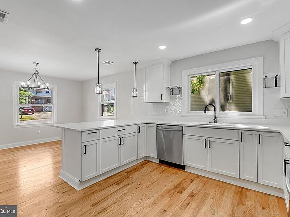 4th image of 6354 Loudon Ave