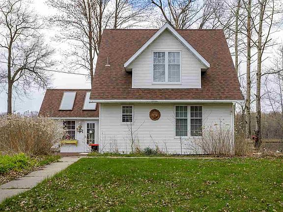 2nd image of 160 Park Dr #164