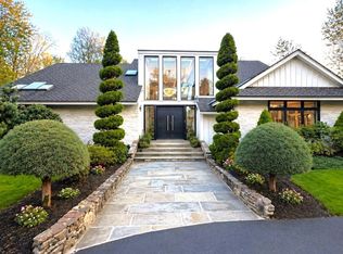 34 Tennyson Dr, Longmeadow, MA 01106