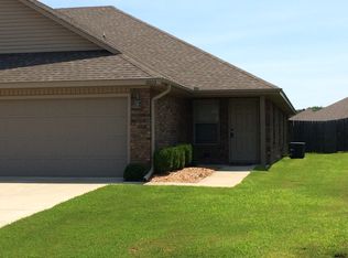 6001 White Oak Cir, Fort Smith, AR 72916