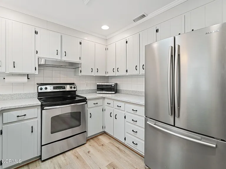 420 Ridge Rd — Photo 8