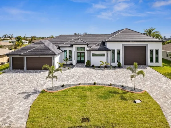 3740 SW 1st St, Cape Coral, FL 33991